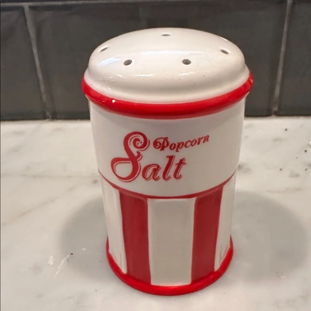 Williams Sonoma Red and White Ceramic Piece
